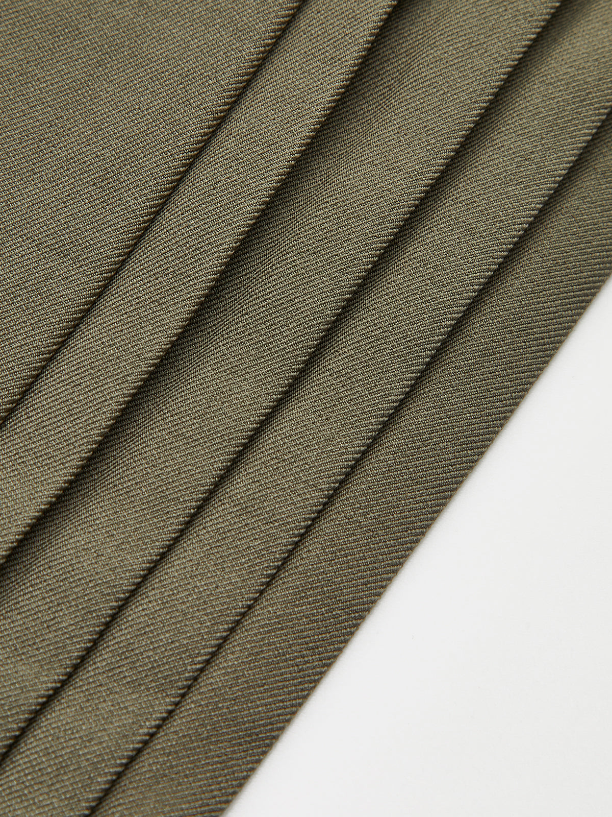 Zoé | Pantalon à la jambe large et au flair moderne