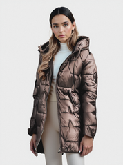 Elara – Manteau d’hiver élégant avec capuche et doublure