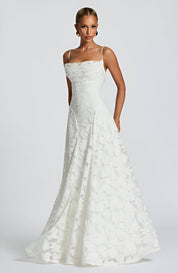 Diana – Robe longue avec corsage en dentelle